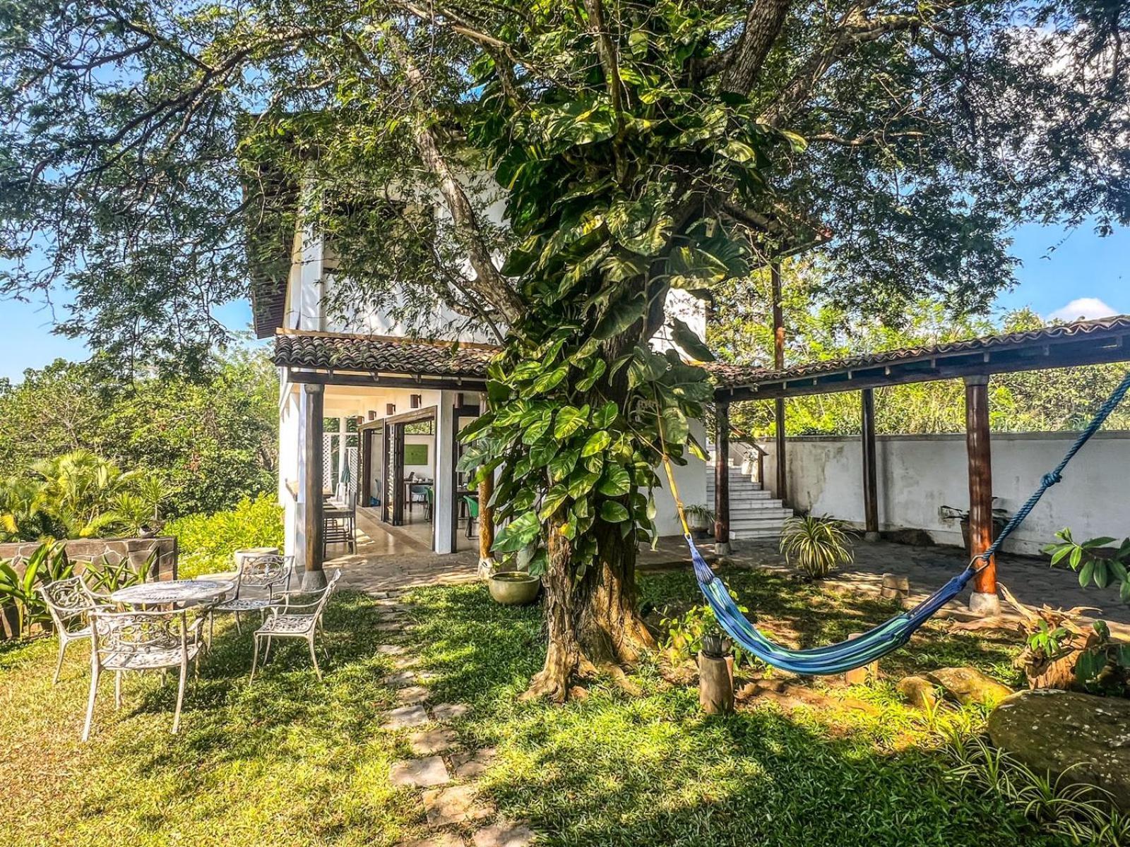 Hotel Little Tamarind Tangalle Esterno foto