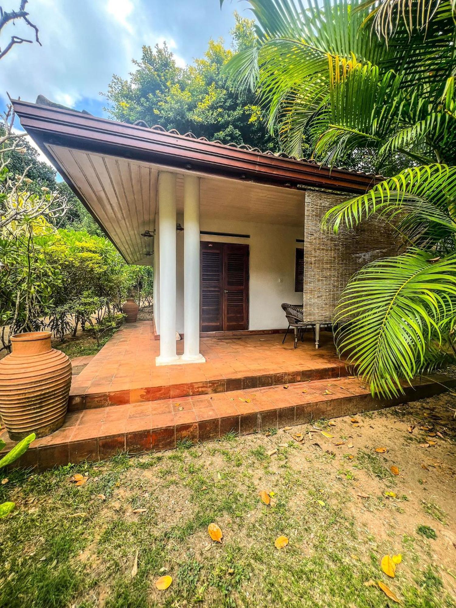 Hotel Little Tamarind Tangalle Esterno foto