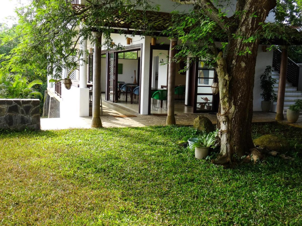 Hotel Little Tamarind Tangalle Esterno foto
